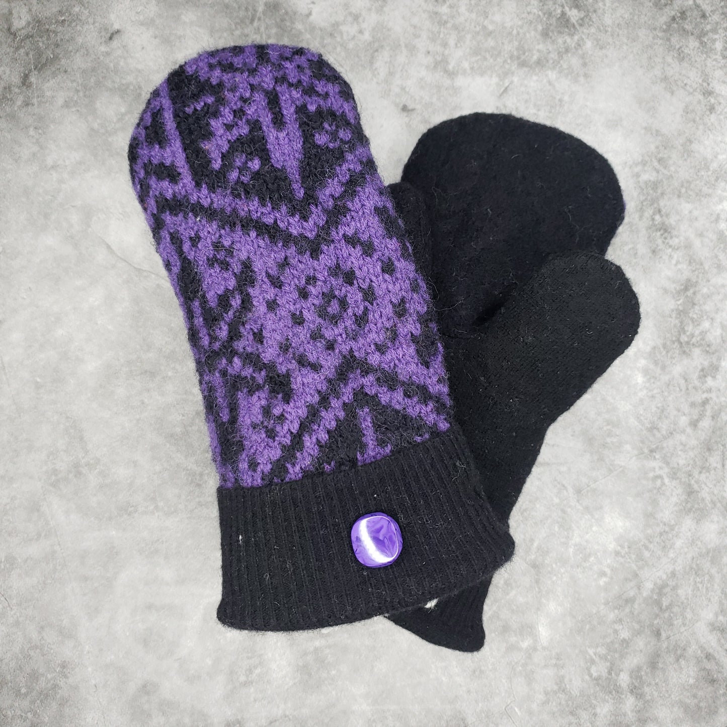 Small- Purple Vibe-Pure Wool Mitt