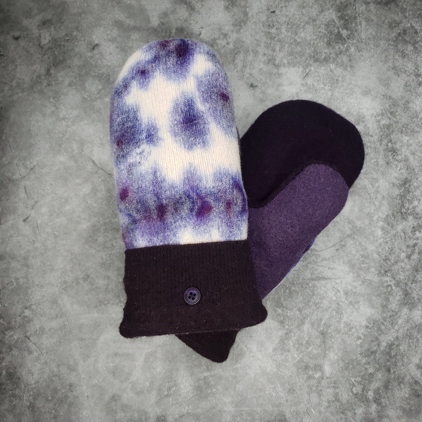 Small- Purple Vibe-Pure Wool Mitt